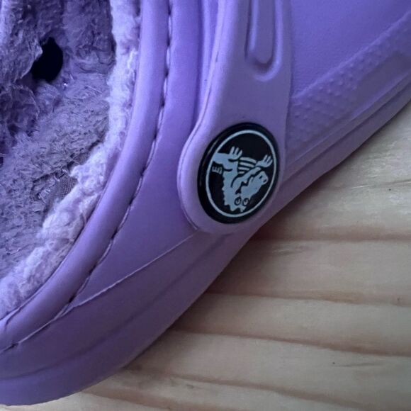 Crocs KIDS' CLASSIC LINED CLOG size 7 C - Picture 5 of 5